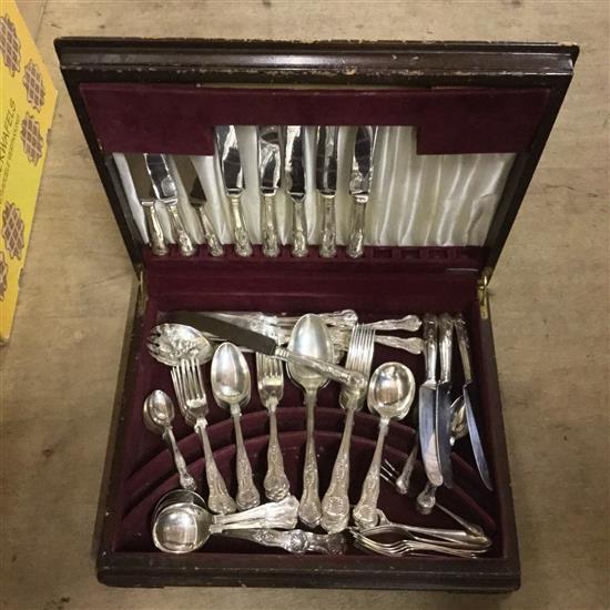 Canteen of cutlery